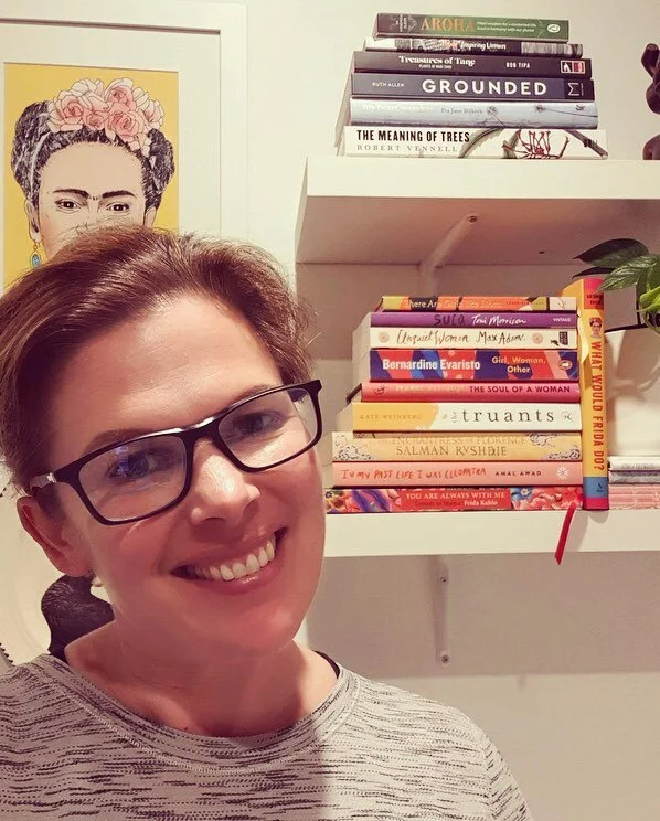 Share a shelfie